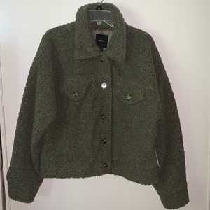 Army green warm jacket